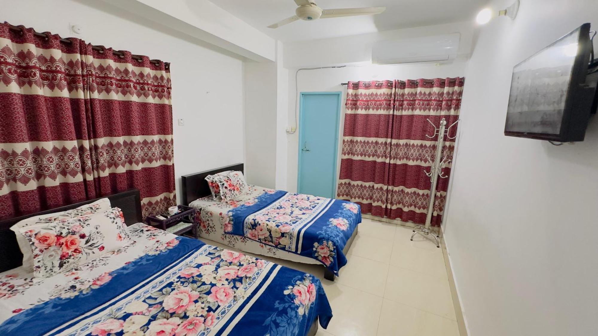 Mohammadia Restaurant & Guest House Near United Hospital Daca Exterior foto